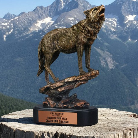 Bronze Large Rocky Wolf Trophy